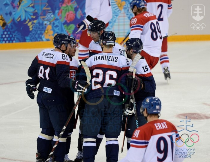 FOTOGALÉRIA: Slovenskí hokejisti na XXII. ZOH 2014 v Soči v zápase proti Čechom
