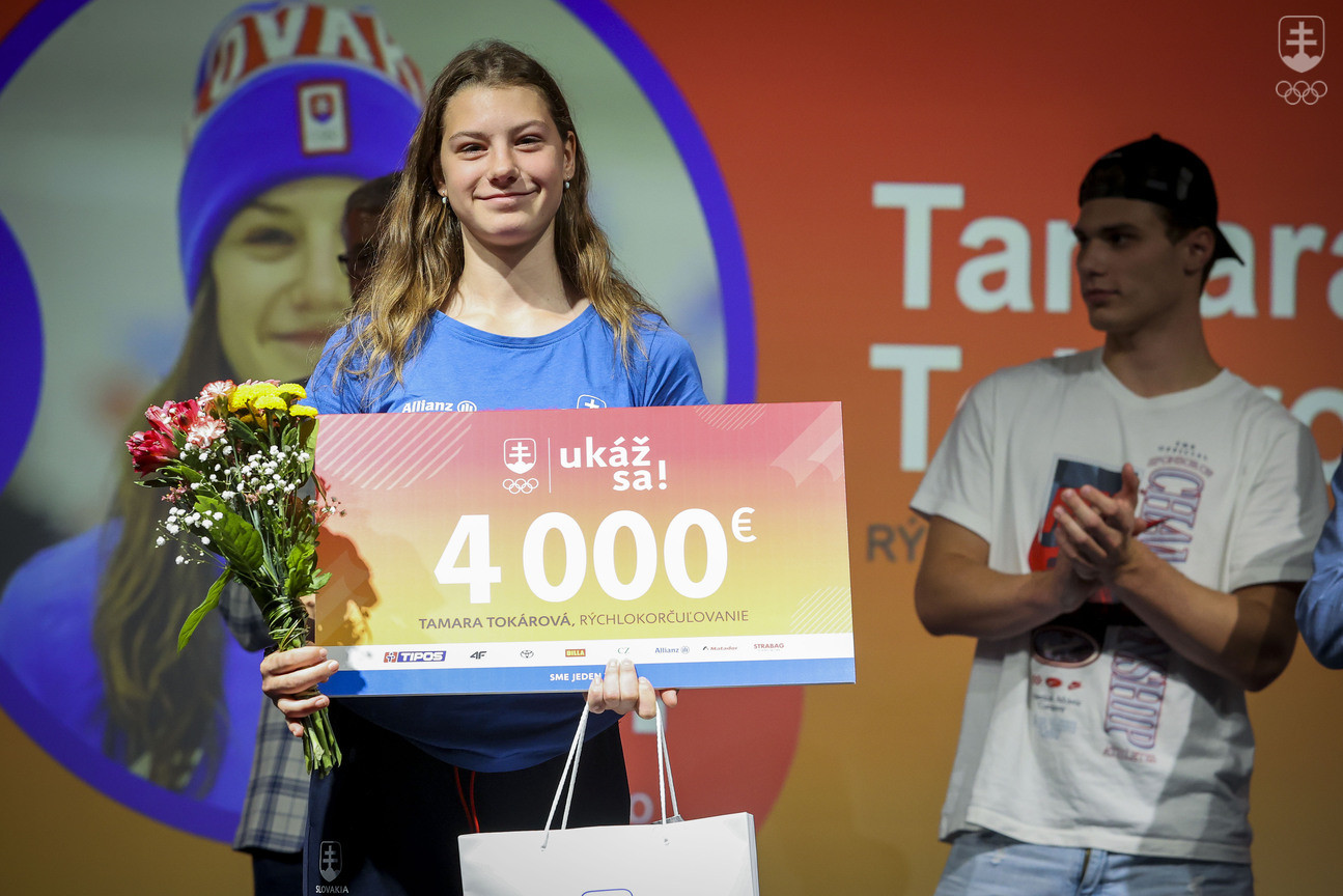 Z radov superfinalistov spomedzi jednotlivcov dostala najviac hlasov od verejnosti rýchlokorčuliarka na krátkej dráhe Tamara Tokárová.