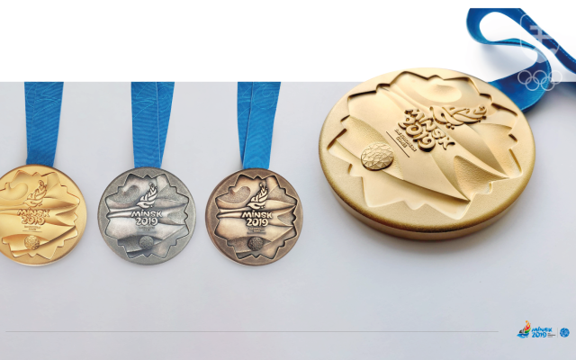 Takto vyzerá kompletná sada medailí EH v Minsku.