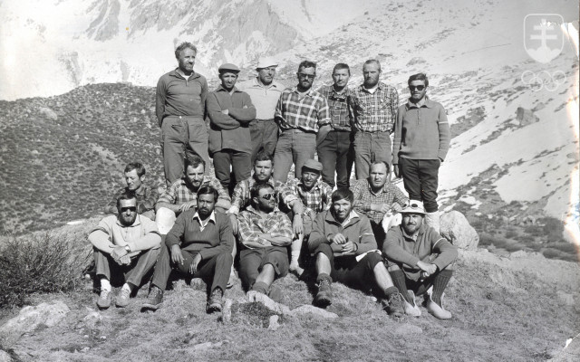 Účastníci československej horolezeckej expedície na Nanga Parbat v roku 1971.