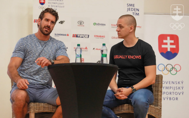 Borisa Valábika (vľavo) zlákala na JOT Games Slovenská sporiteľňa, ktorá je Hlavným partnerom SOŠV a Slovenského olympijského tímu.