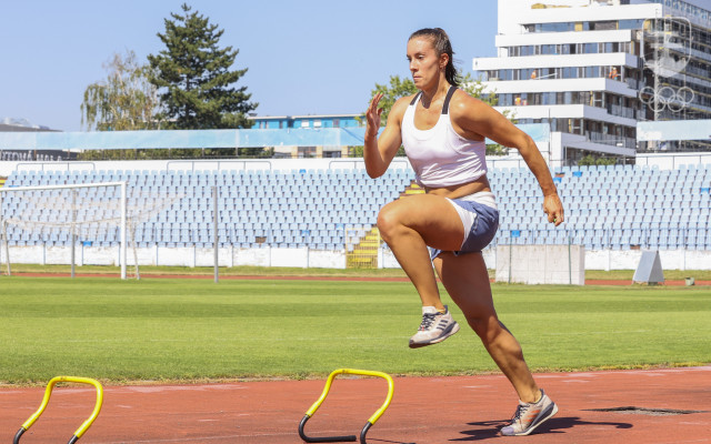 Členka Juniorského olympijského tímu Viktória Čerňanská neberie atletiku len ako prípravu. 