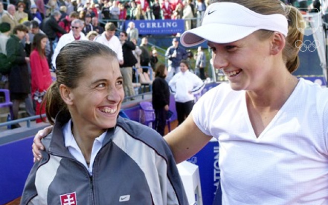 V roku 2002 sa na základe vynikajúcich výsledkov dostali do Top tímu až tri tenistky. Na snímke dve z nich, ktoré boli v tom čase v top 10 svetového rebríčka vo štvorhre (Janette Husárová - vľavo) i v dvojhre (Daniela Hantuchová).