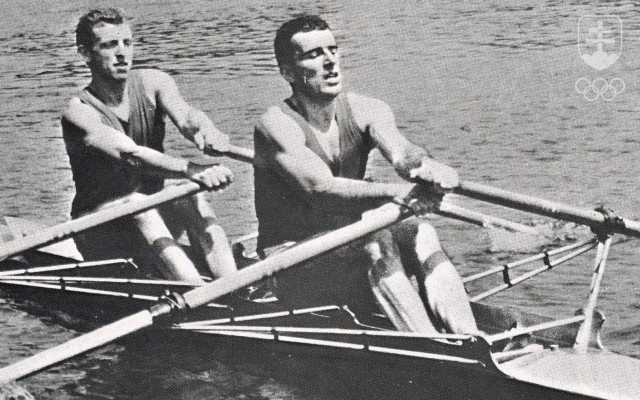 Zlatý československý dvojskif z OH 1960 v Ríme - Pavel Schmidt vpredu, za ním Václav Kozák.