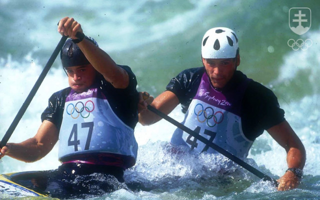 Pavol a Peter Hochschornerovci na ceste k prvému z troch svojich olympijských víťazstiev.