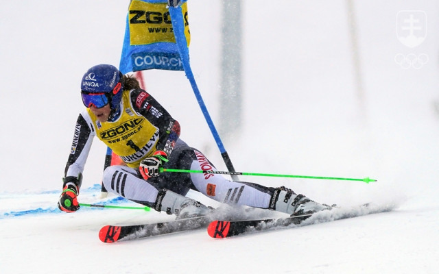 Petra Vlhová na trati sobotňajšieho obrovského slalomu SP v Courcheveli.