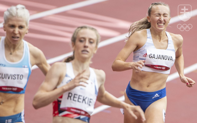 Gabika Gajanová a jej finiš v rozbehu na 800 metrov.