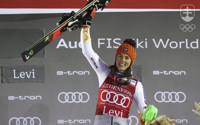 Petra Vlhová si v Levi zopakovala víťaznú radosť zo soboty. V oboch slalomoch SP v tomto stredisku triumfovala aj pred rokom.