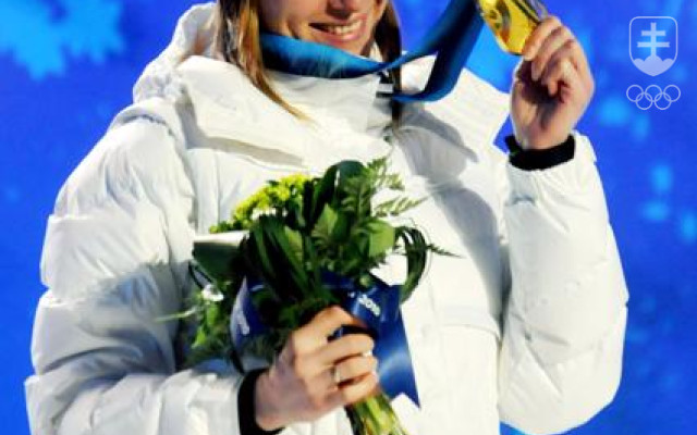 Radosť Anastasie Kuzminovej z jej prvej zlatej medaily vo Vancouvri 2010.
