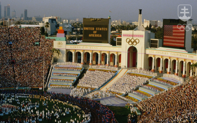 Ikonický štadión Memorial Coliseum v Los Angeles bude po OH 1932 a 1984 využití aj v rámci OH 2028.