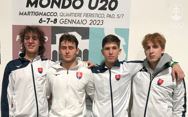 Fleuretisti Slovenska počas Svetového pohára juniorov v Udine.