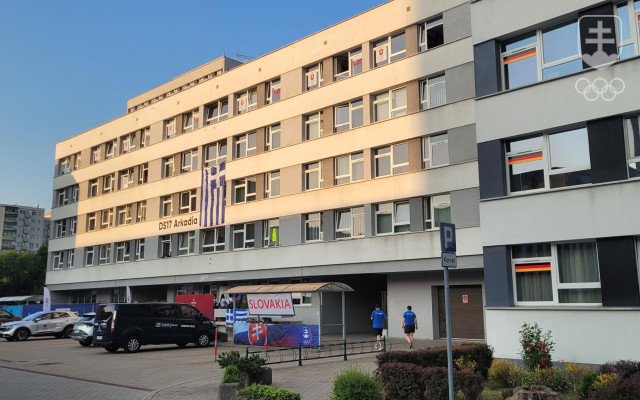 Pohľad na ubytovací komplex slovenských športovcov na EH 2023 v Krakove.