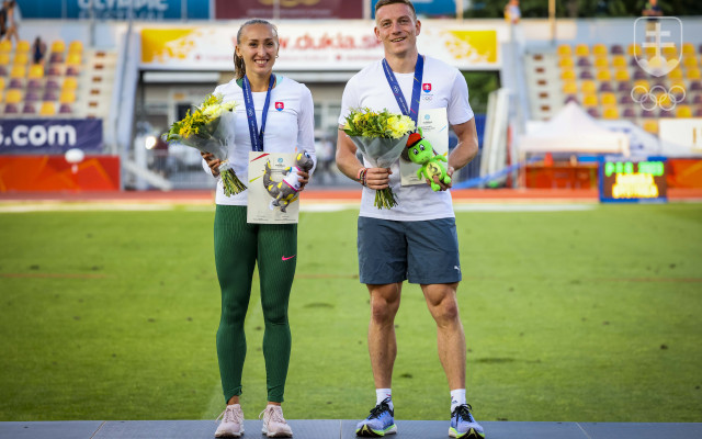 Gabriela Gajanová a Ján Volko s medailami z EH 2023. 