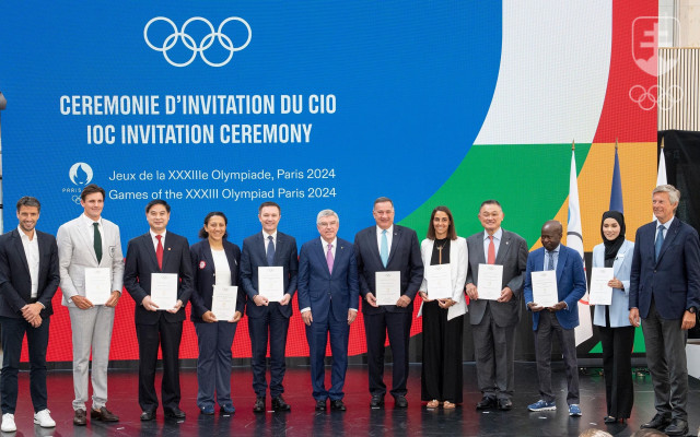 Zástupcovia viacerých národných olympijských výborov dostali pozvánku na OH 2024 v Paríži.