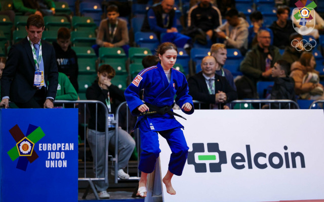 Patrícia Tománková pred finálovým súbojom do 48 kg v Rige.
