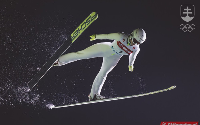 Tamara Mesíková predviedla na medzinárodných majstrovstvách Poľska v skokoch na lyžiach dva skoky dlhé 93 m.