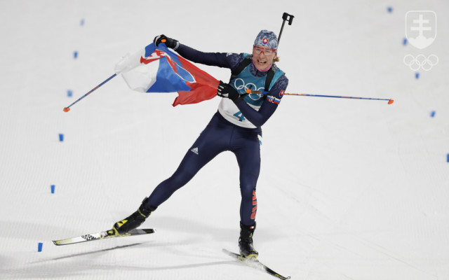 Najúspešnejšia slovenská zimná olympionička v histórii, biatlonistka Anastasia Kuzminová. Na ZOH 2014, 2018 a 2022 si vybojovala spolu tri zlaté a tri strieborné medaily. Posledný triumf v pretekoch s hromadným štartom v Pjongčangu 2018 si vychutnala so slovenskou vlajkou v rukách.