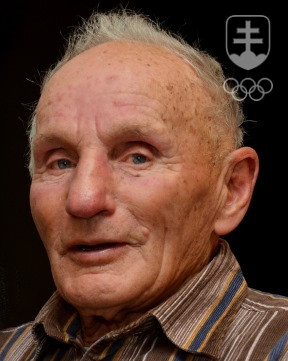 Vladimír Krajňák pred niekoľkými rokmi na stretnutí olympionikov v Piešťanoch. FOTO: JÁN SÚKUP