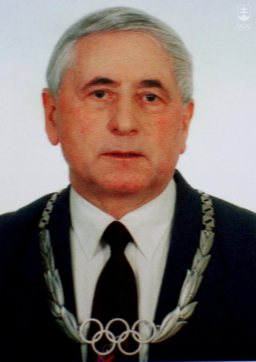 V roku 1992 MOV ocenil profesora Ľudovíta Komadela ako vôbec prvého Slováka Olympijským radom v striebre. FOTO: ŠTART