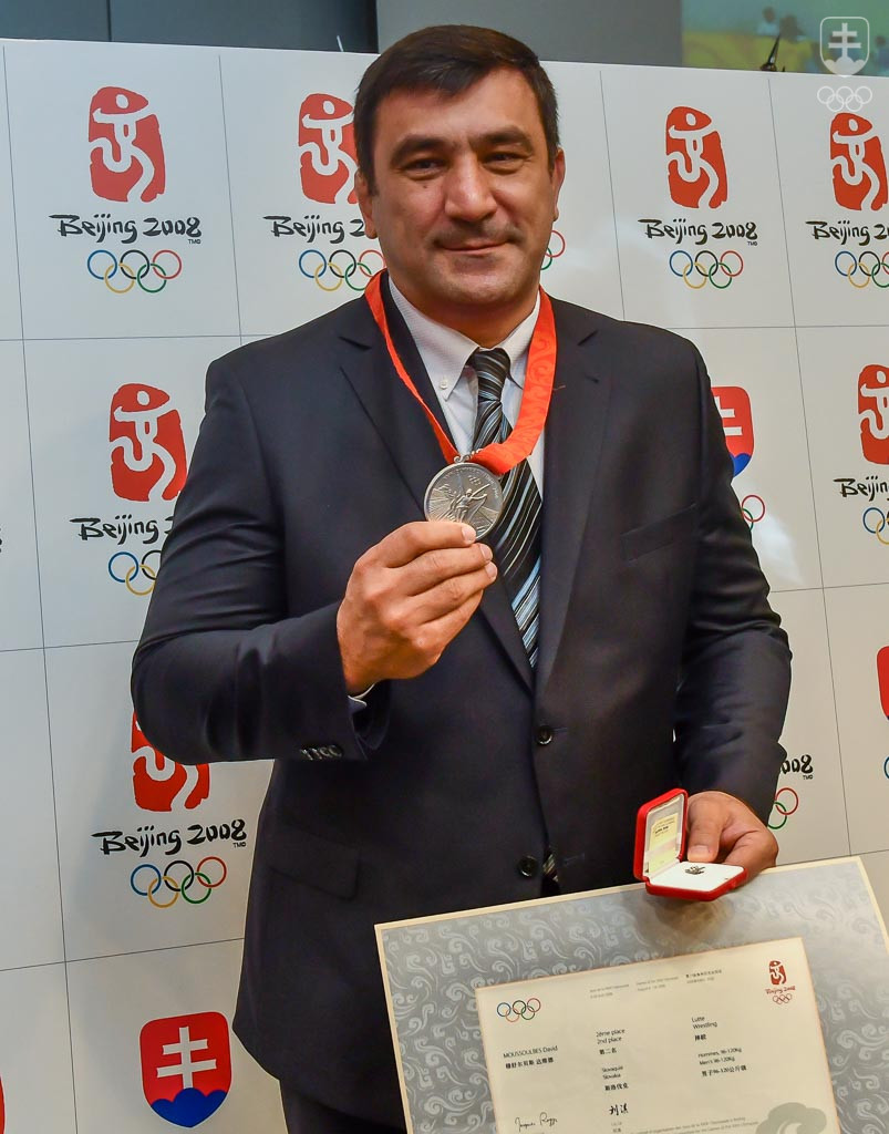 David Musuľbes s "čerstvým" olympijským striebrom namiesto pôvodného bronzu.