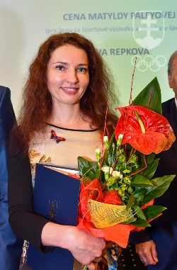 Novou držiteľkou Ceny Matyldy Pálfyovej je Eva Repková.