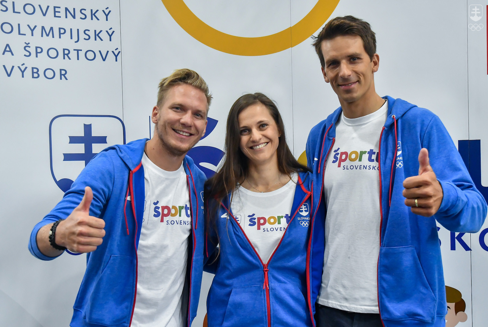 Traja zo štyroch ambasádorov projektu Športuj Slovensko, olympionici Adam Žampa, Danka Barteková a Matej Beňuš.