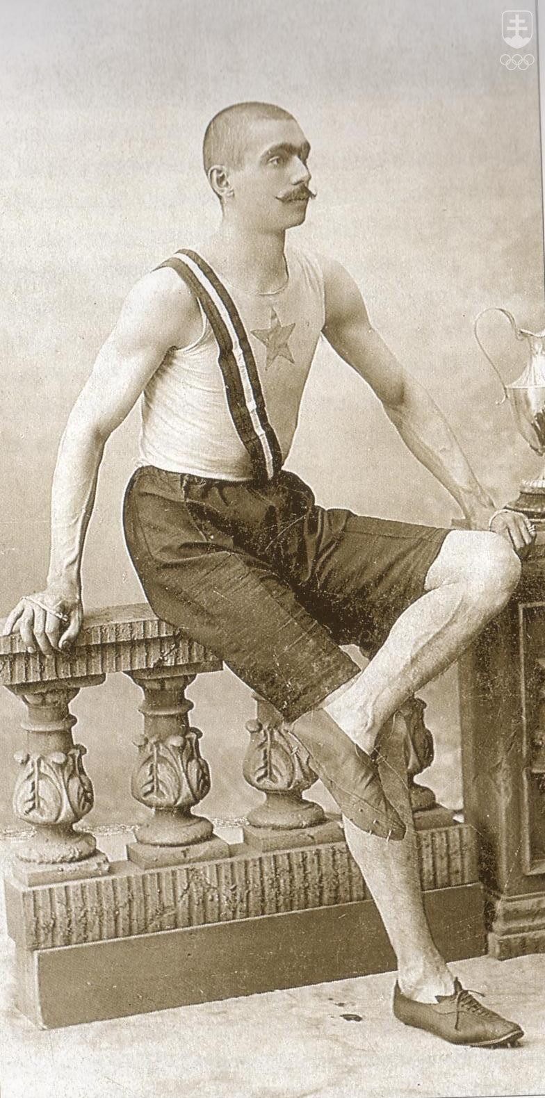 Alojz Sokol v období, keď na Hrách I. olympiády v Aténach 1896 skončil tretí v behu na 100 m.