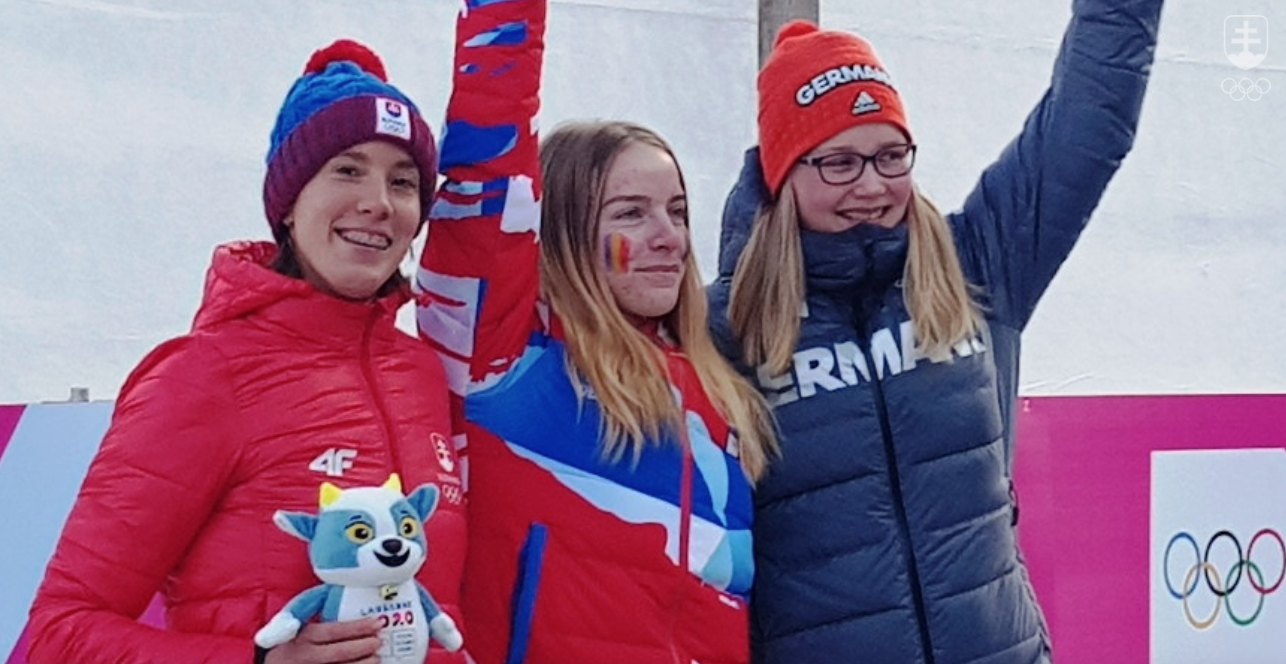 Na Olympijskej bobovej dráhe v St. Moritzi sa dnes konala naša najočakávanejšia disciplína – súťaž monobobistiek. Naším želiezkom v ohni v nej bola talentovaná Viktória Čerňanská, ktorá naplnila naše očakávania a vybojovala si striebornú medailu! 