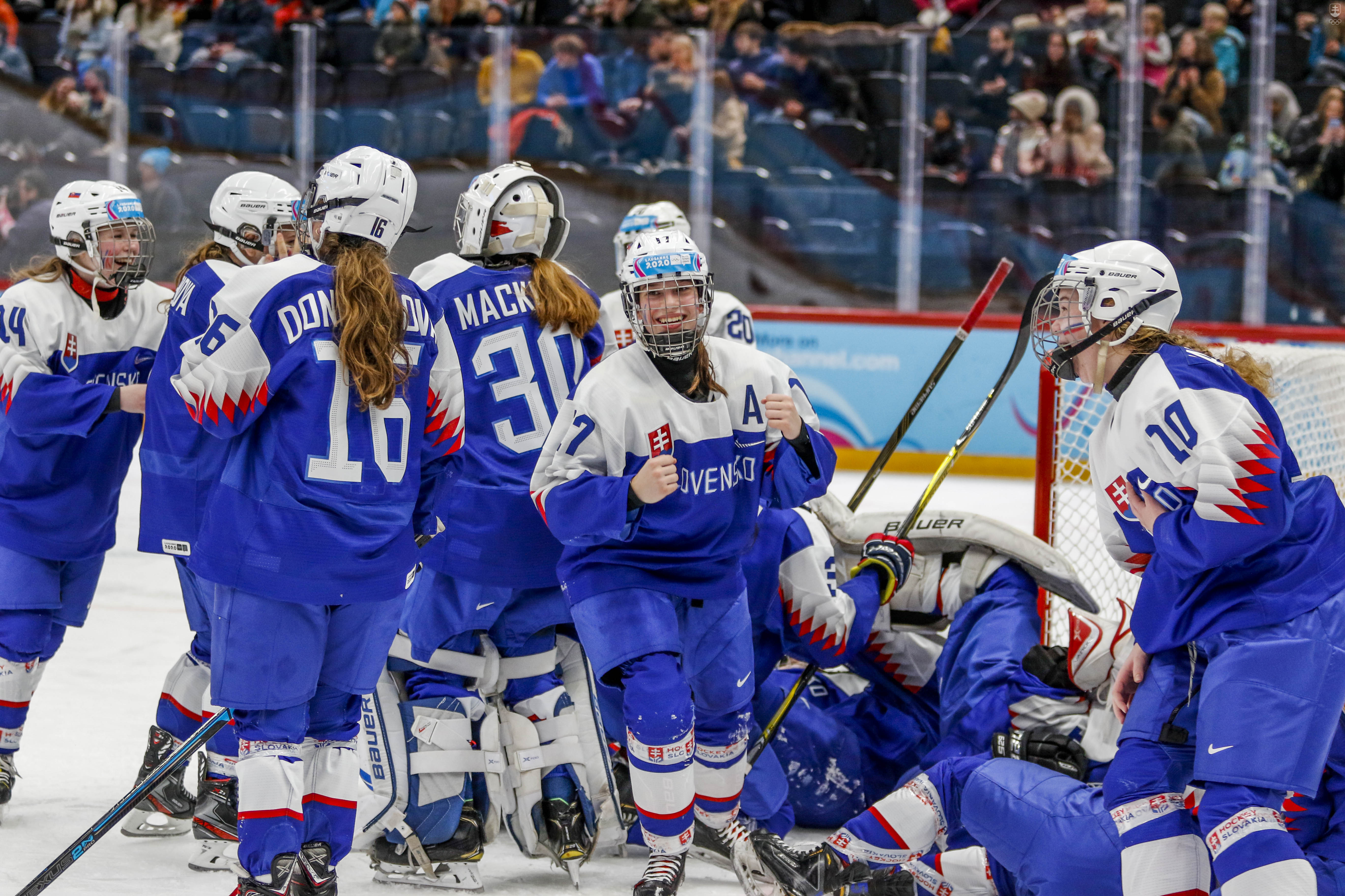 Pred dvoma mesiacmi sa slovenské hokejové reprezentantky do 16 rokov tešili z bronzovej medaily na III. zimných olympijských hrách mládeže 2020 v Lausanne.