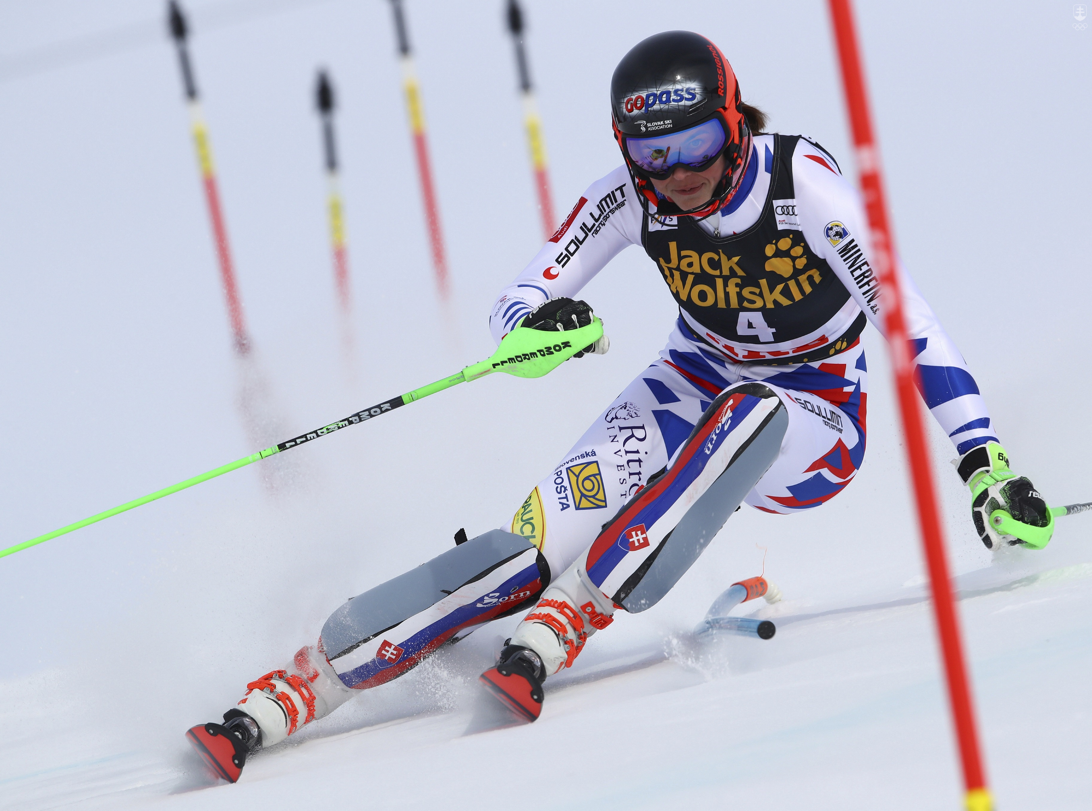 Slovenská slalomárka Petra Vlhová na trati 1. kola slalomu vo finálových pretekoch vo švédskom Aare 17. marca 2018. 