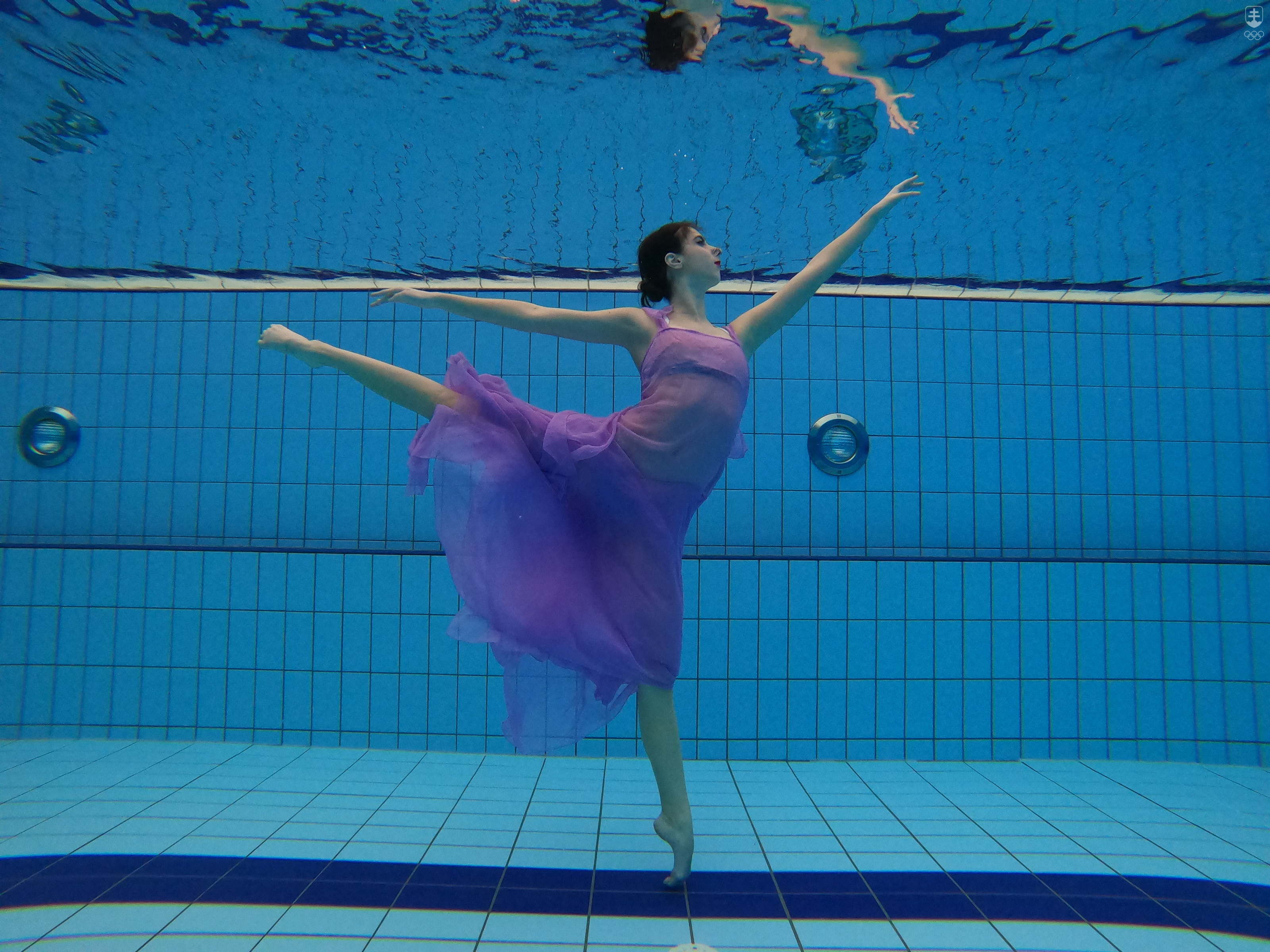 Mladá slovenská reprezentantka v synchronizovanom plávaní Silvia Solymosyová.
