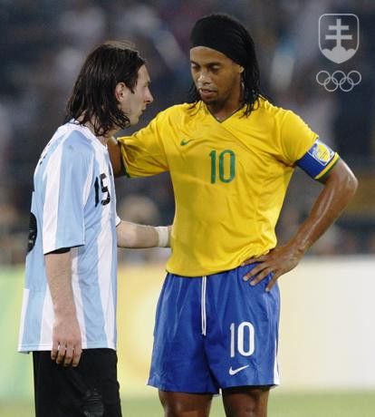 Lionel Messi aj Ronaldinho si vymohli štart v Pekingu napriek nevôli ich klubov. Argentínčan sa tešil zo zlata, Brazílčan z bronzu.
