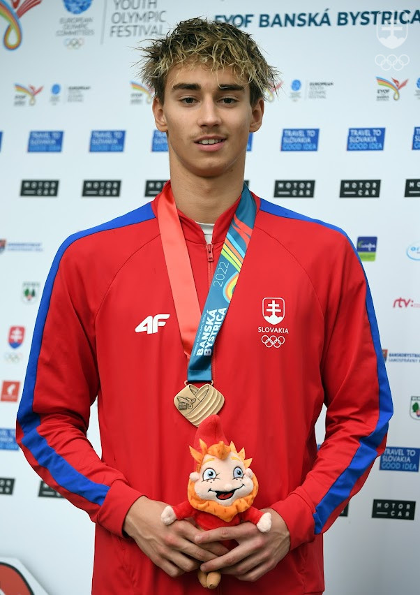 Samuel Košťál s druhou bronzovou medailou.