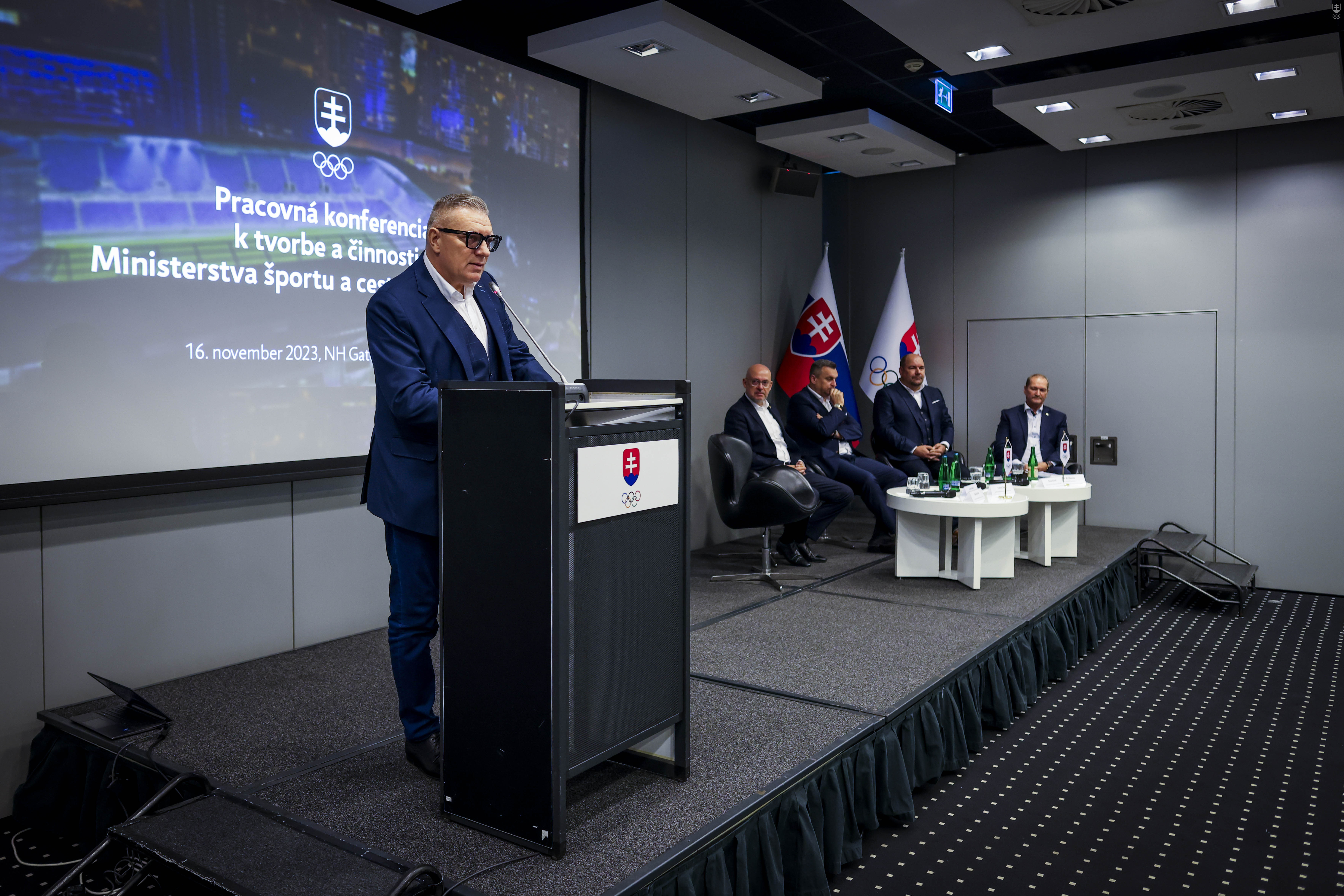Ján Kováčik vyzdvihol na pracovnej konferencii k tvorbe ministerstva športu jednotu športového hnutia