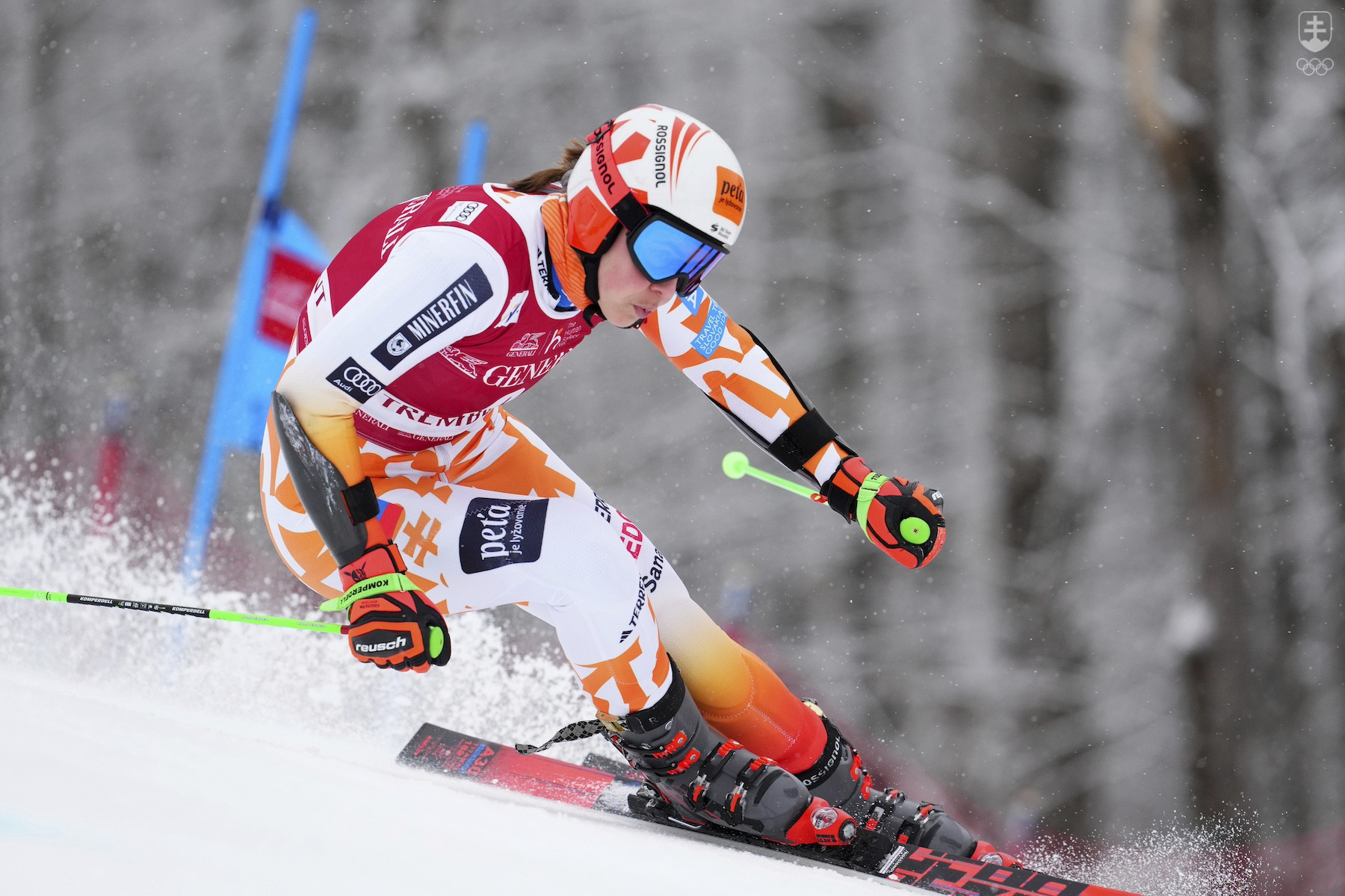 Petra Vlhová na trati obrovského slalomu v kanadskom stredisku Tremblant.